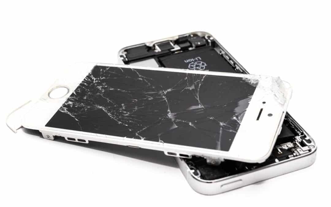 iPhone Back Glass Cracked? Repair Cost and Why You Should Not Ignore It