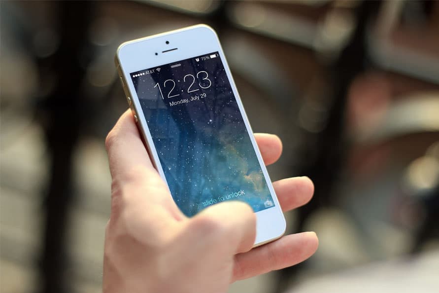 iPhone SE Repair at Gamers Warehouse in Tucson